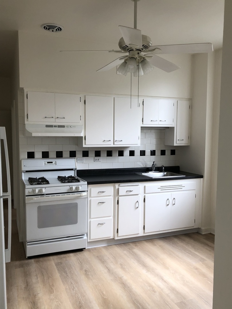 4016-4018 Joliet Avenue, Lyons, IL 60534
