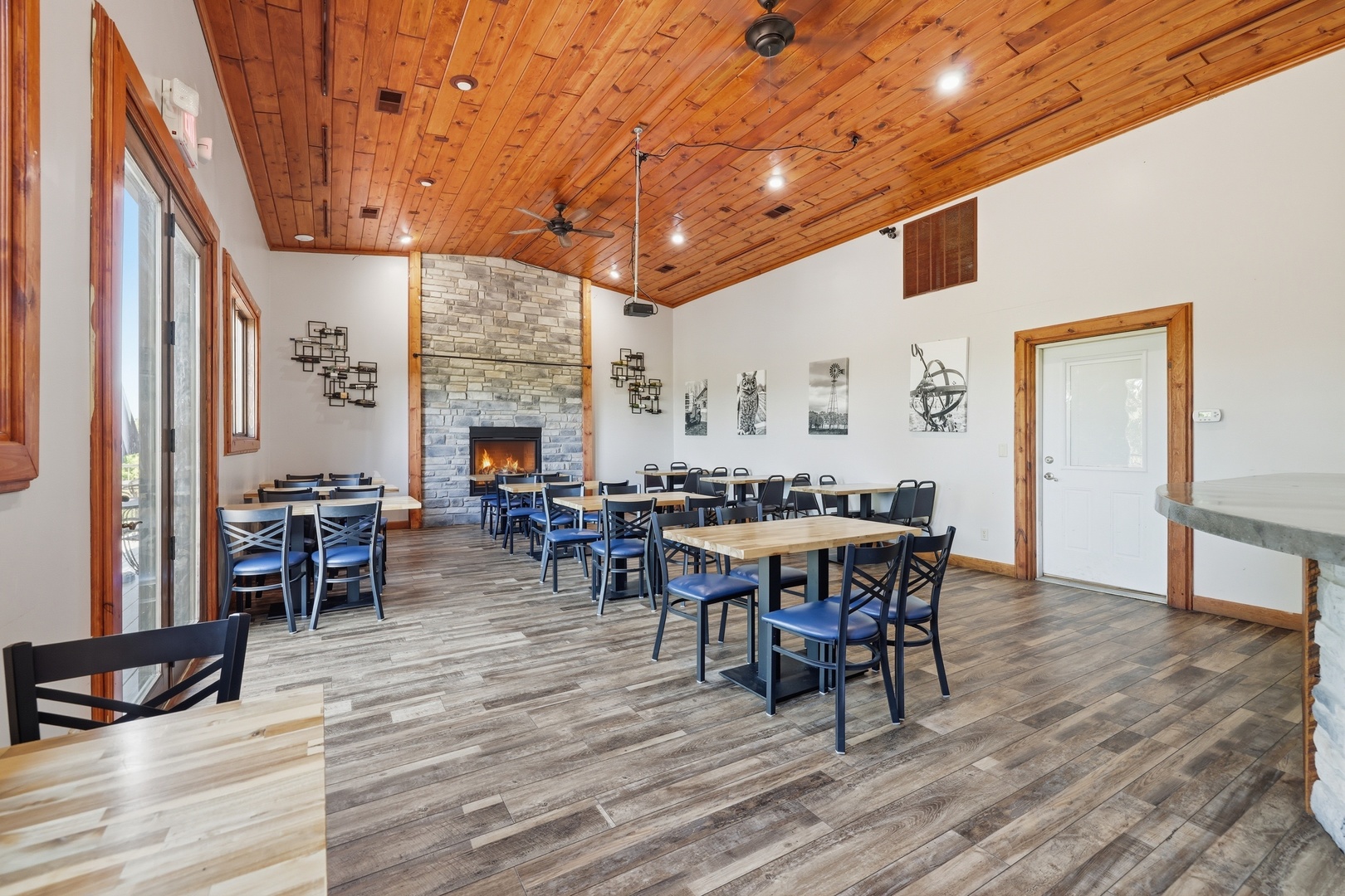 8595 US Highway 51, Cobden, IL 62920