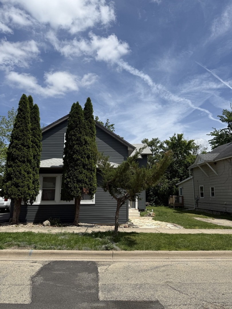 204 Iowa Avenue, Joliet, IL 60433