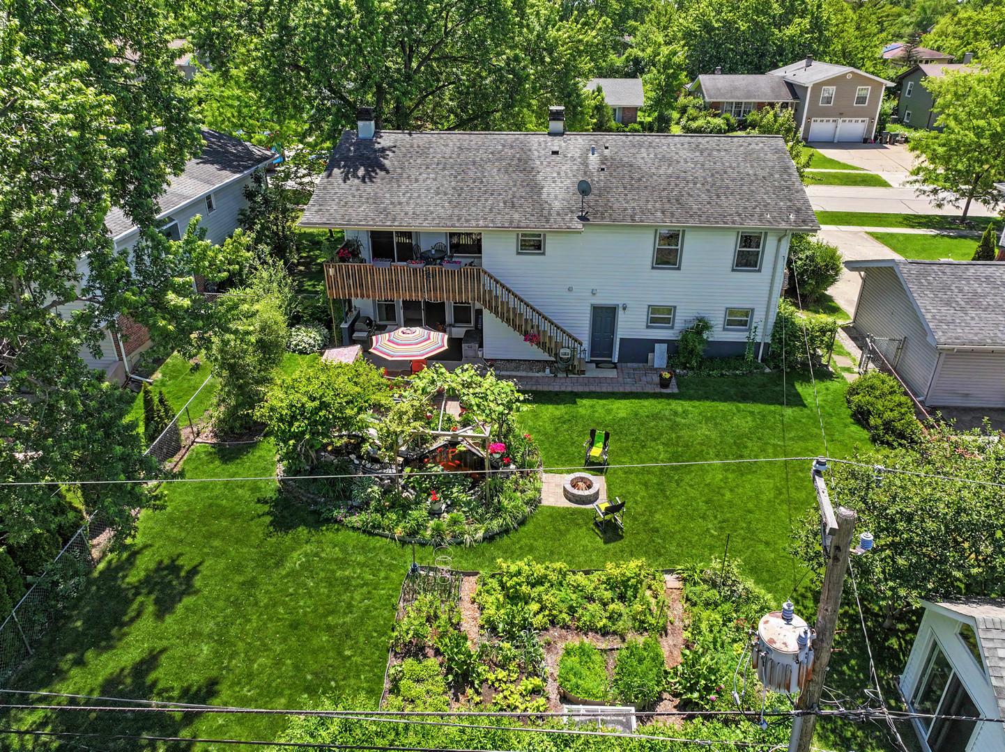 1350 Nottingham Lane, Hoffman Estates, IL 60169