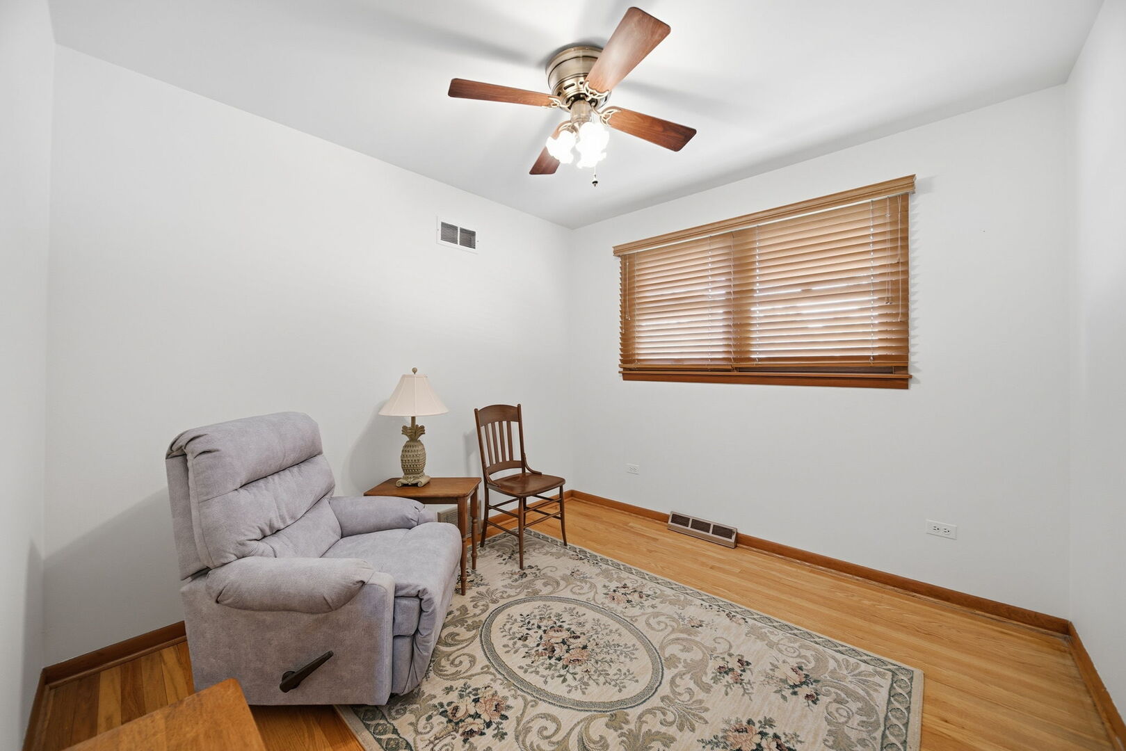 13119 Linder Avenue, Crestwood, IL 60418