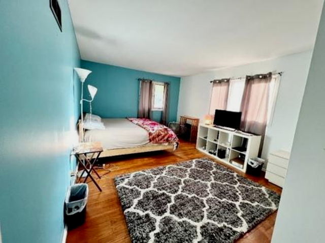 204 WESTPORT Drive, Joliet, IL 60431