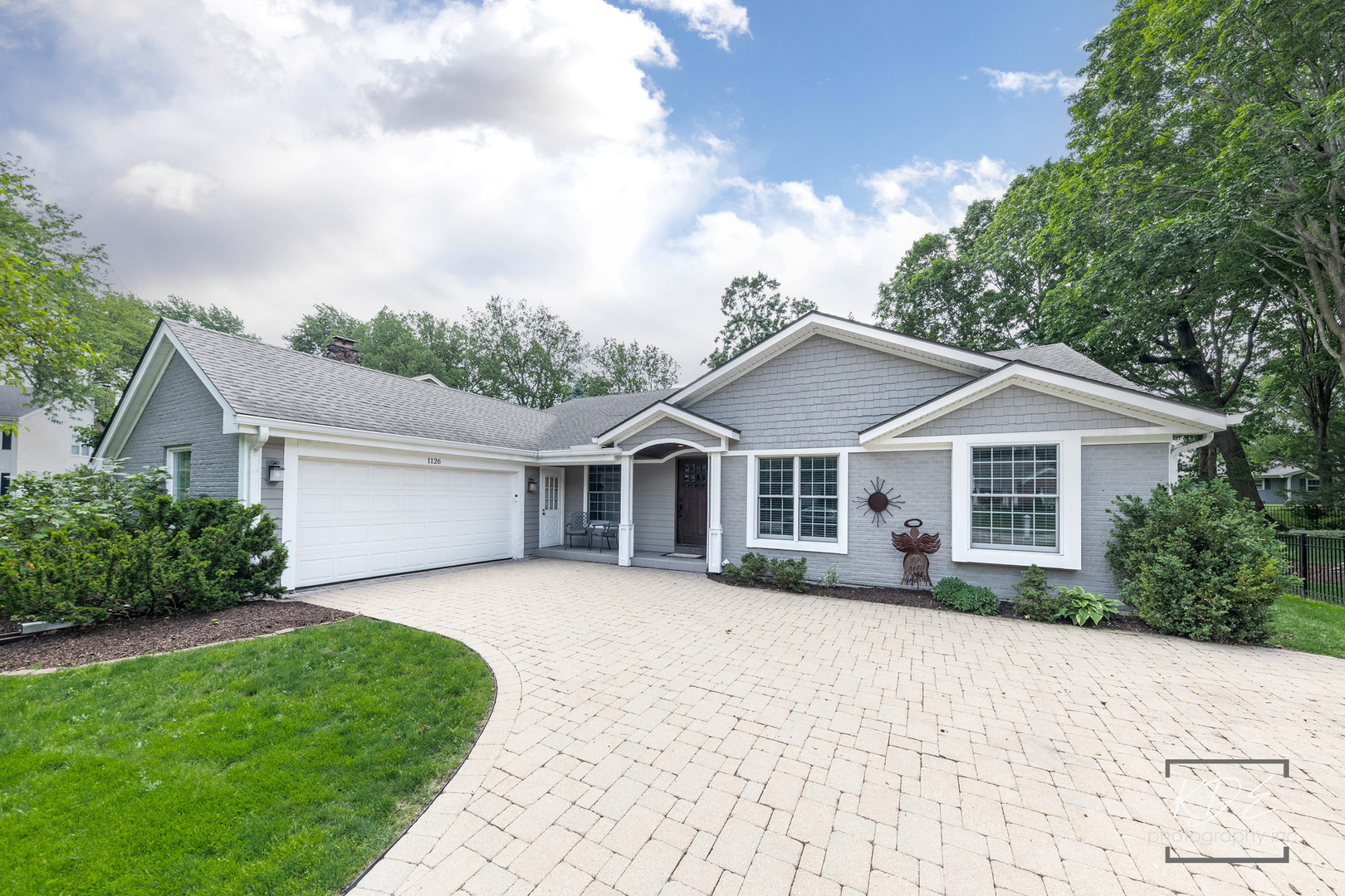 1126 Kings Point Court, Naperville, IL 60563