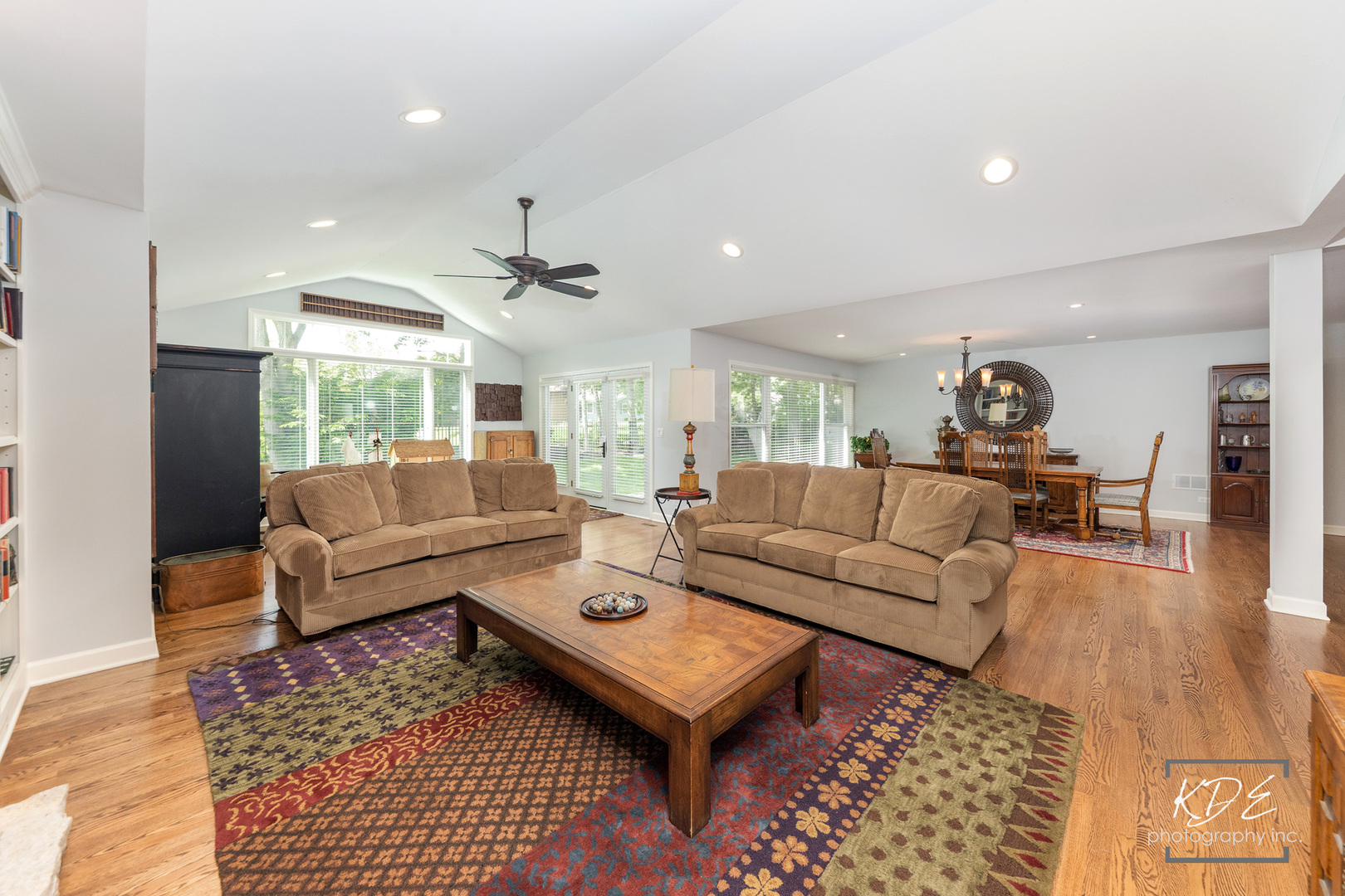 1126 Kings Point Court, Naperville, IL 60563