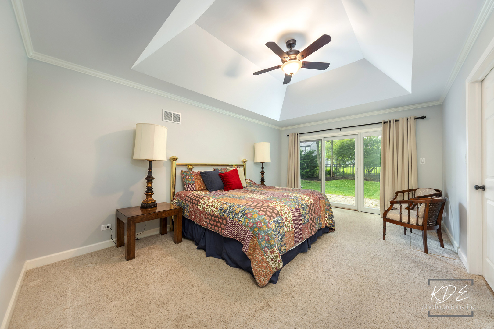 1126 Kings Point Court, Naperville, IL 60563
