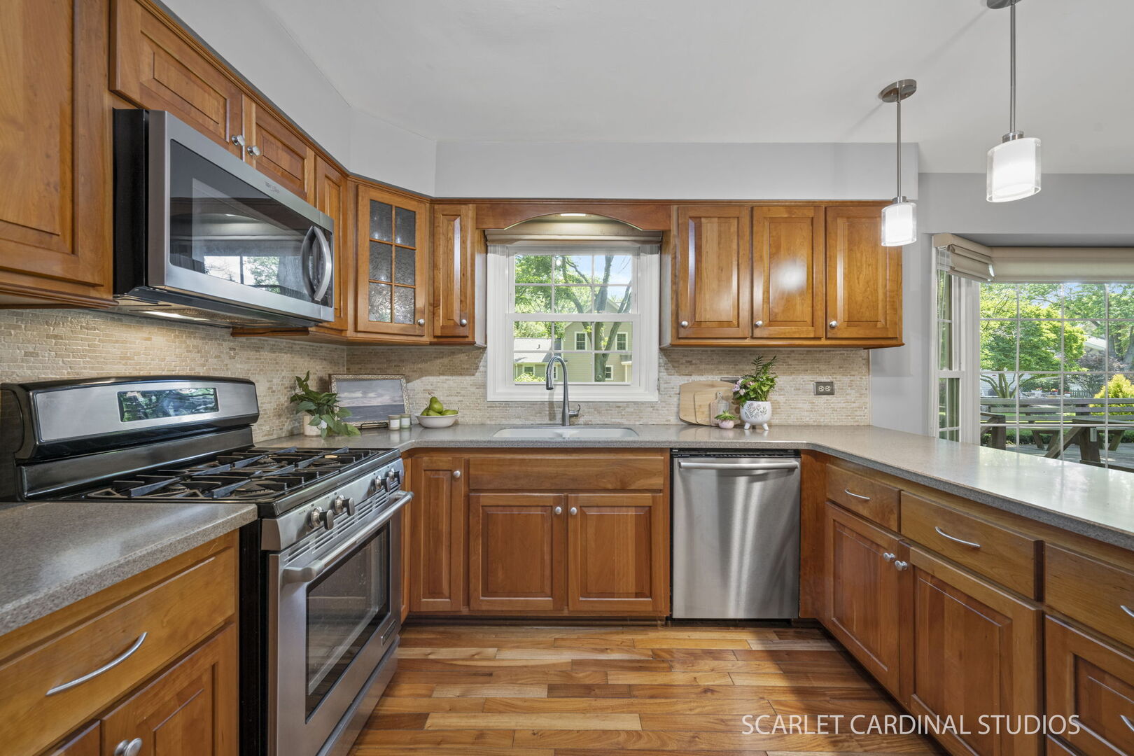 1006 Whirlaway Avenue, Naperville, IL 60540