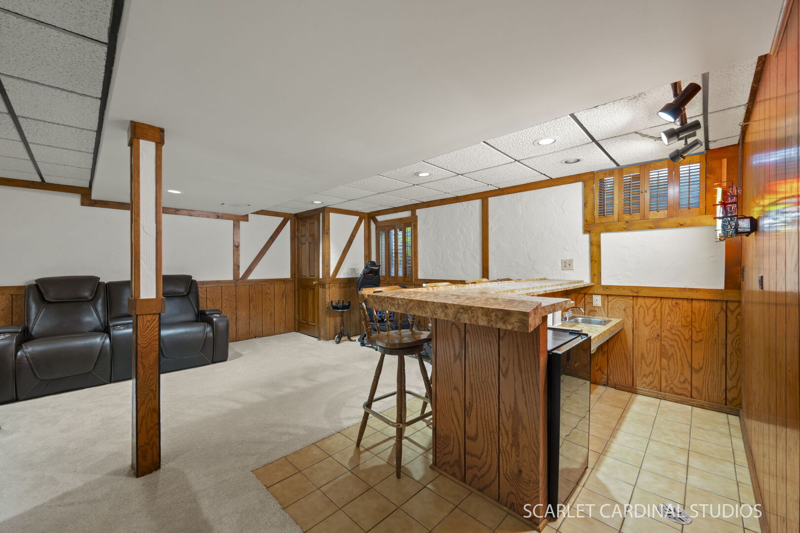 1006 Whirlaway Avenue, Naperville, IL 60540