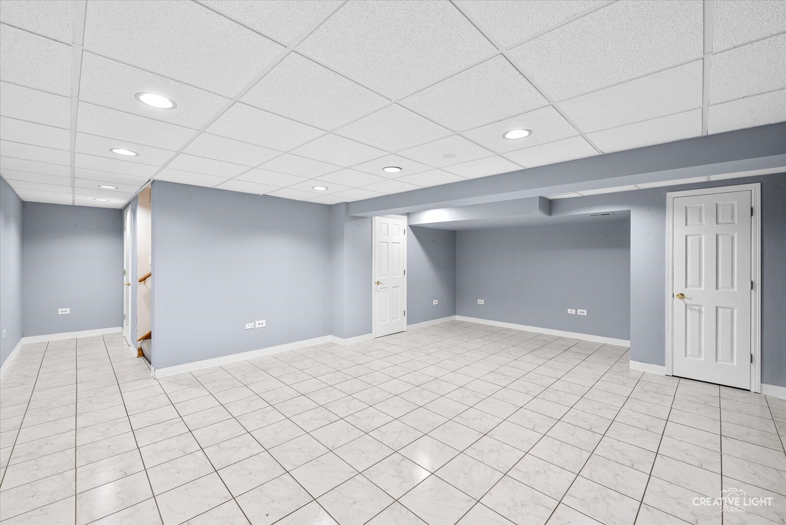 2158 W Adobe Drive, Addison, IL 60101