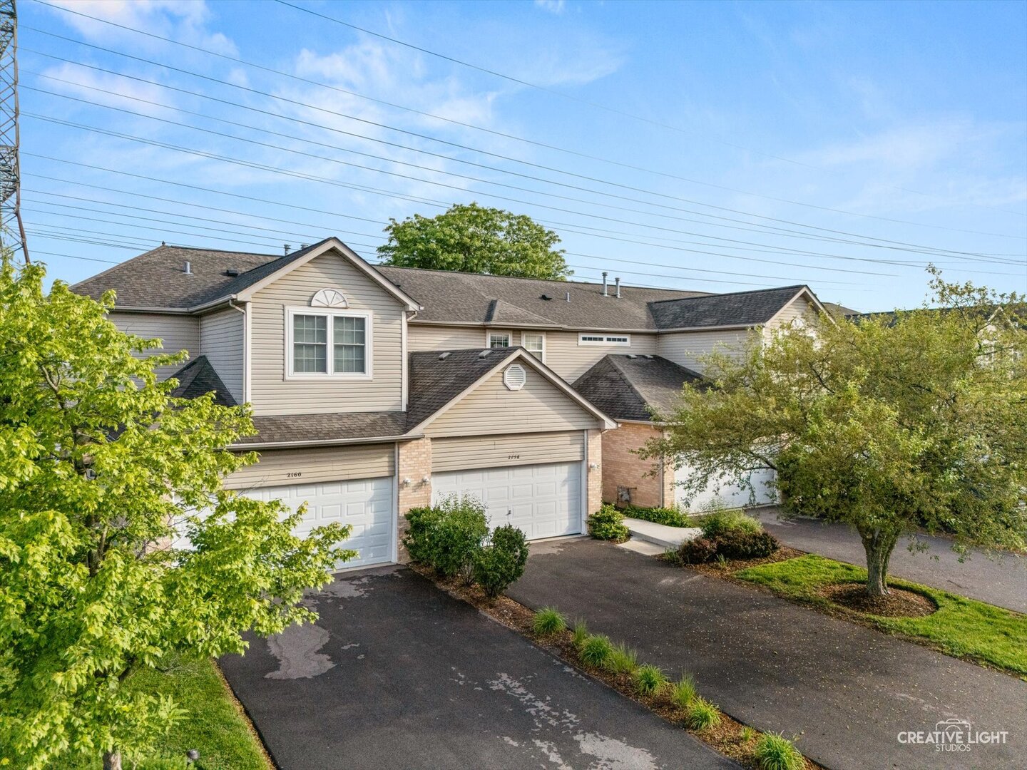 2158 W Adobe Drive, Addison, IL 60101