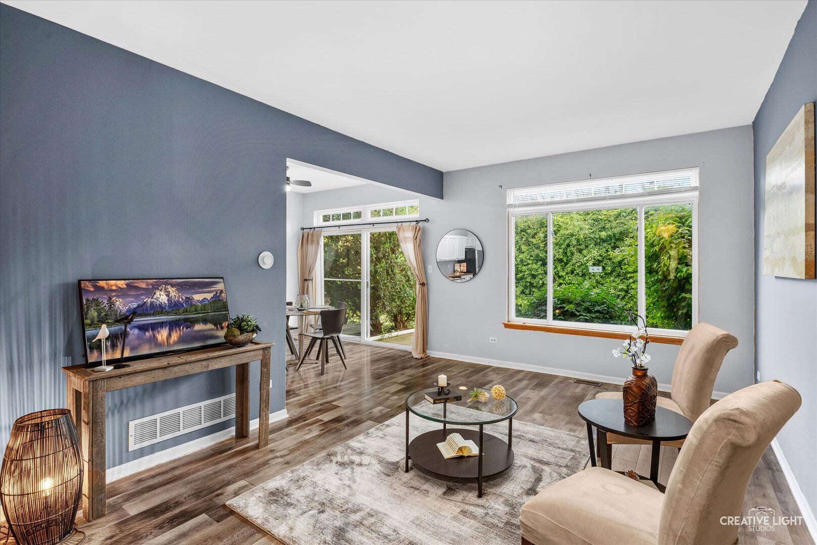 2158 W Adobe Drive, Addison, IL 60101