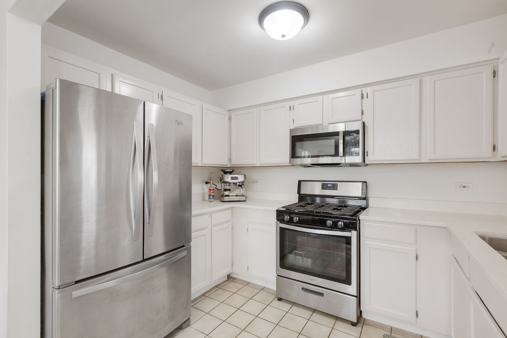 647 N Charter Hall Drive, Palatine, IL 60067