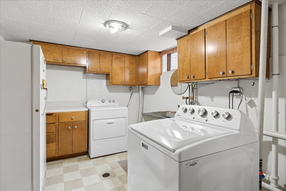 748 N Rohde Avenue, Hillside, IL 60162