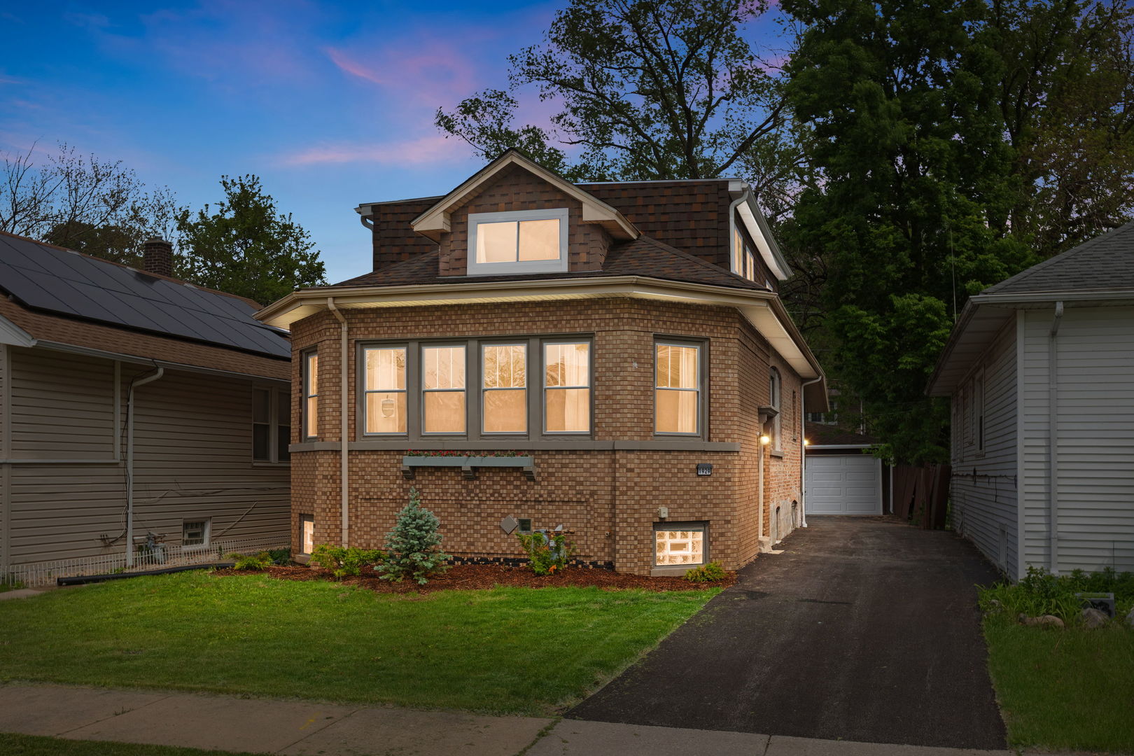 1929 S 3rd Avenue, Maywood, IL 60153