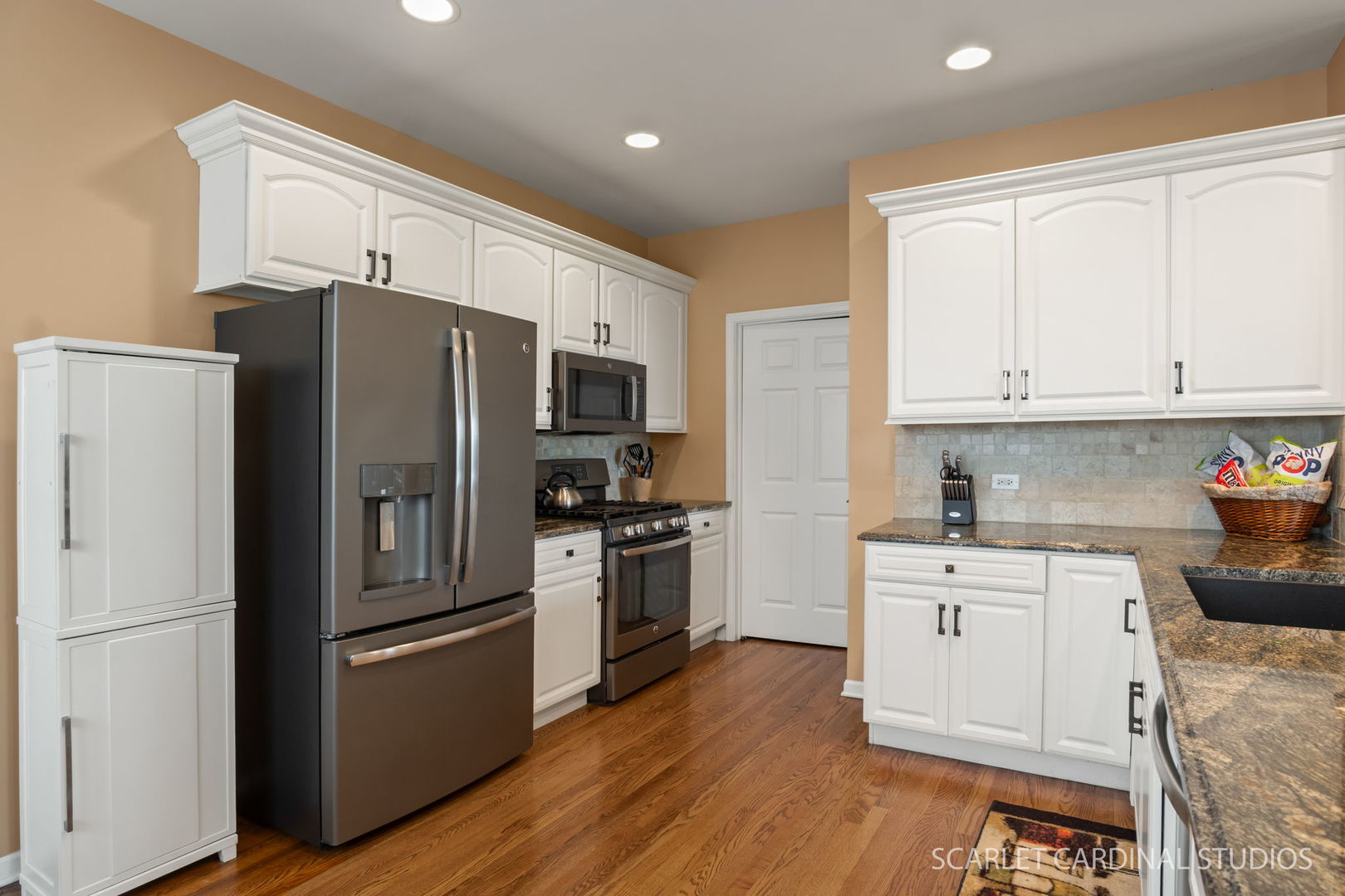 217 Ridge Road, North Aurora, IL 60542