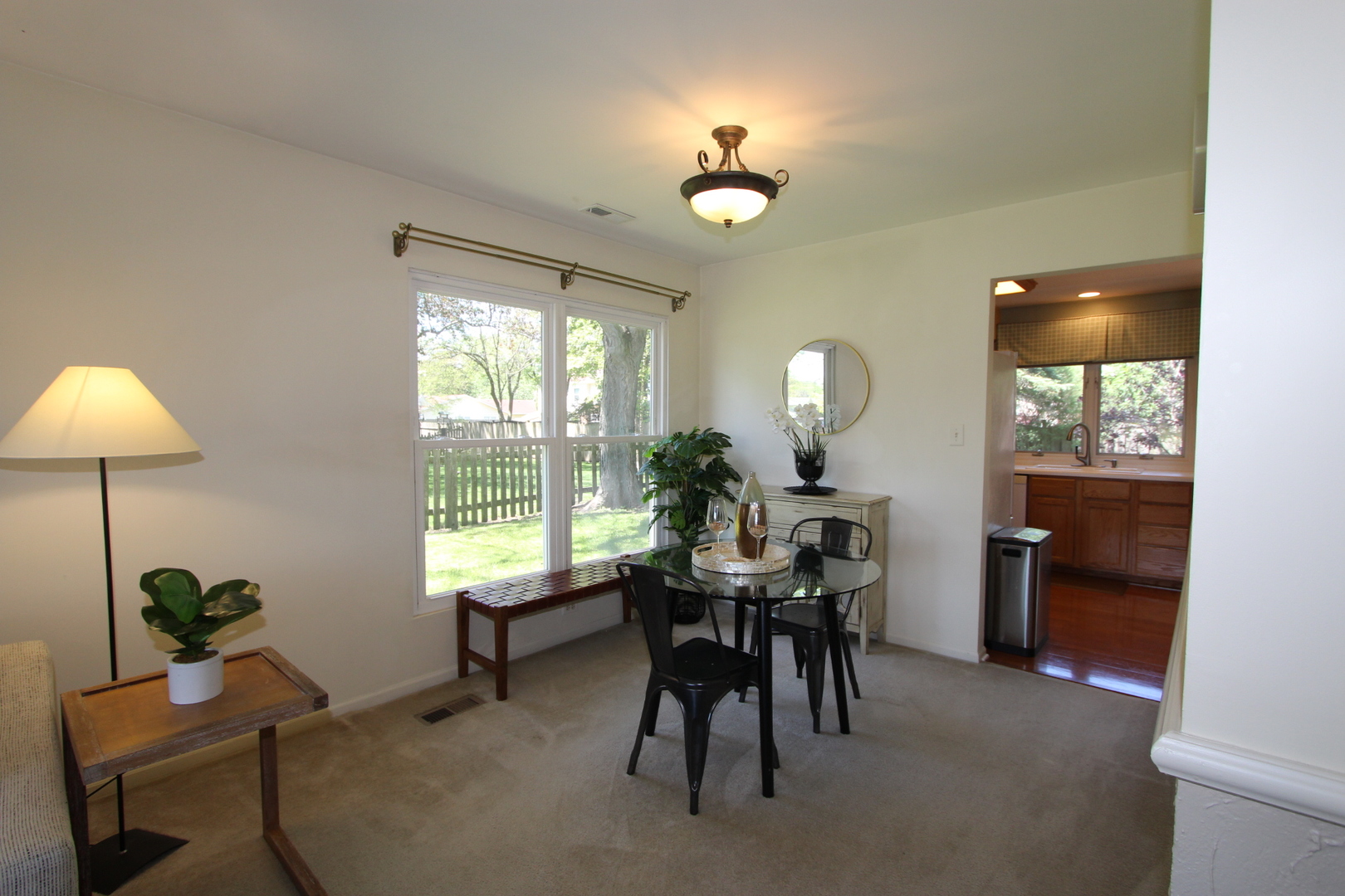 206 E Cunningham Drive, Palatine, IL 60067