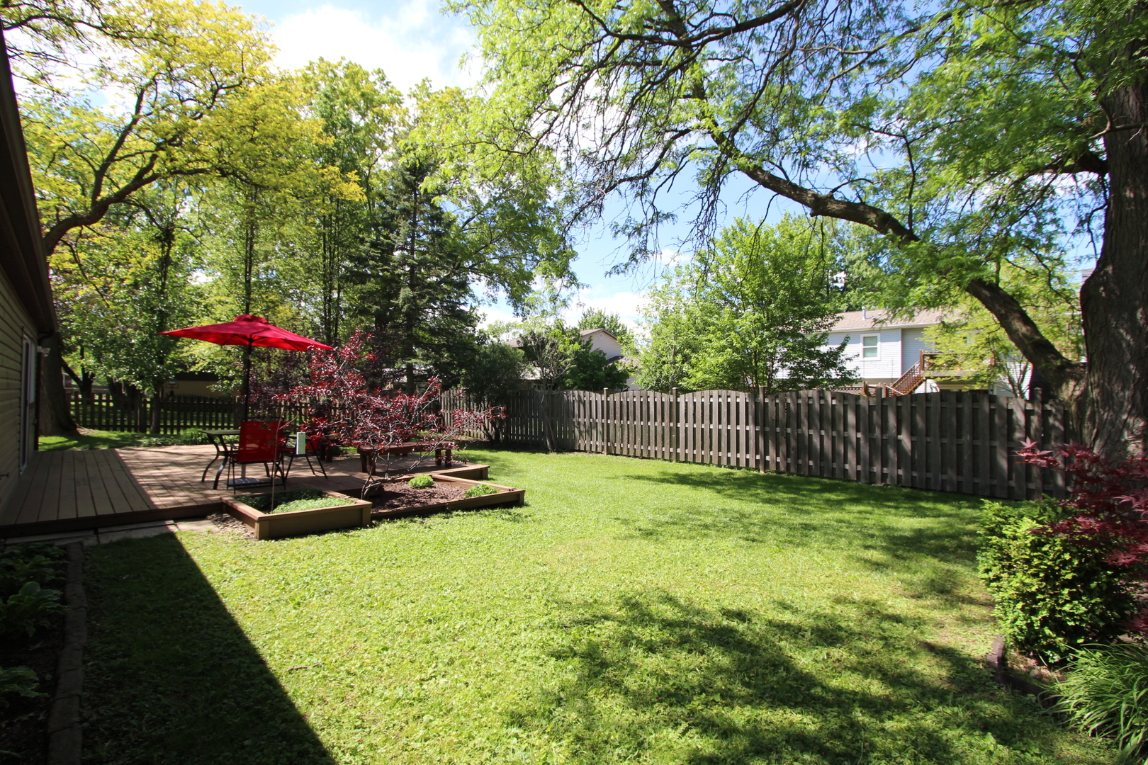 206 E Cunningham Drive, Palatine, IL 60067