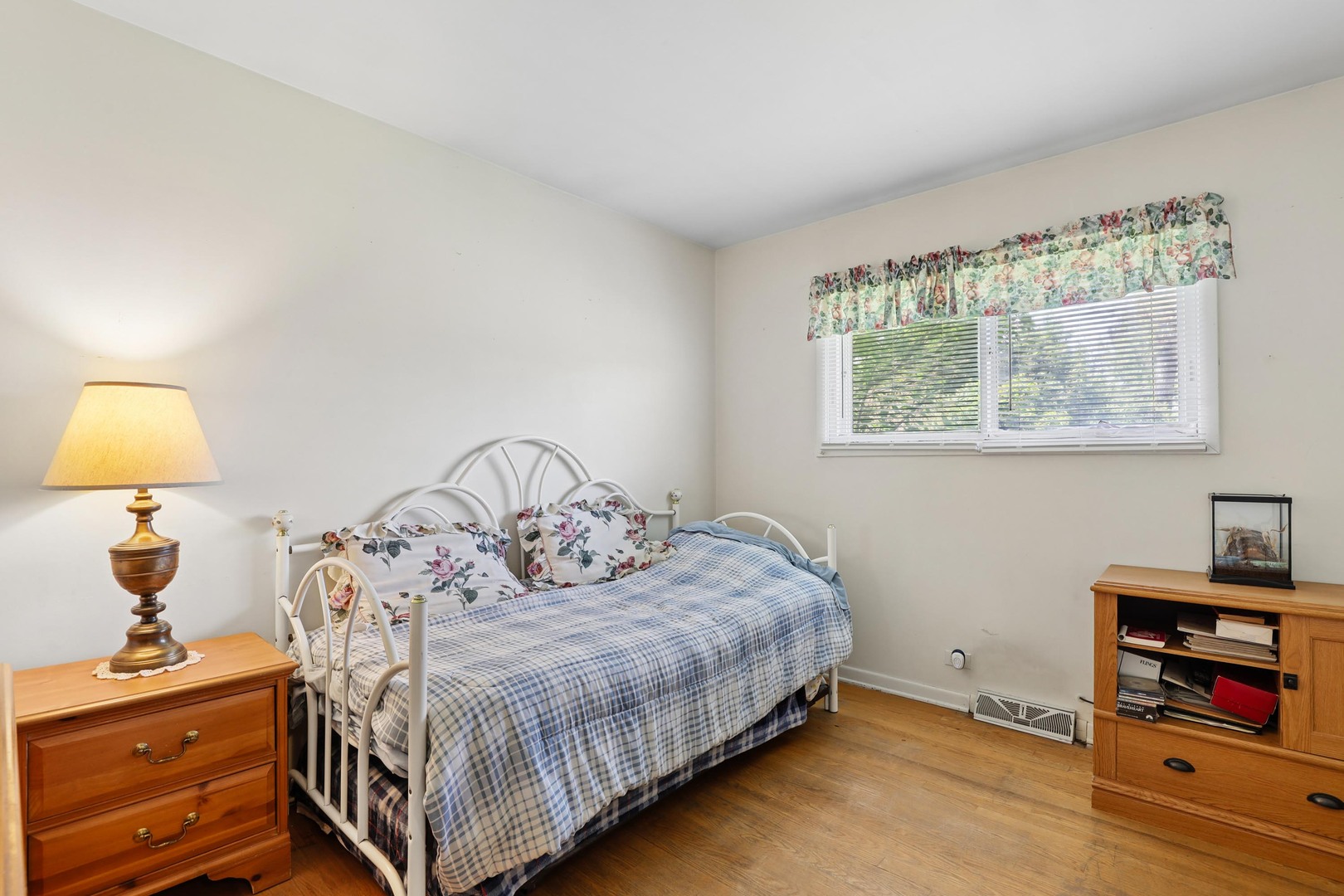 2N160 Fairfield Avenue, Lombard, IL 60148