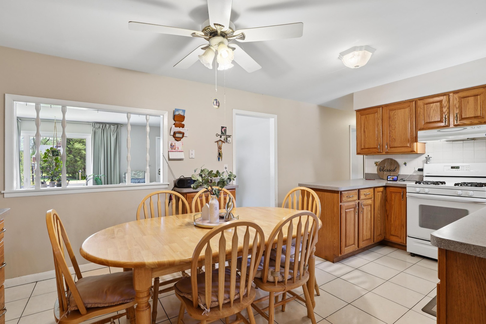 2N160 Fairfield Avenue, Lombard, IL 60148