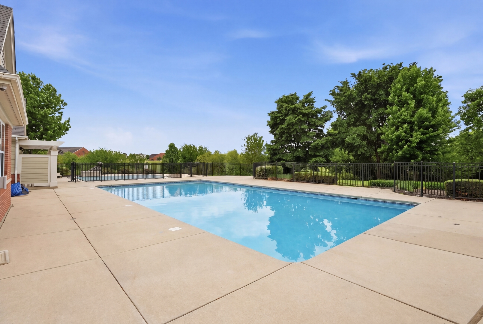 8503 Rosehall Drive, Joliet, IL 60431