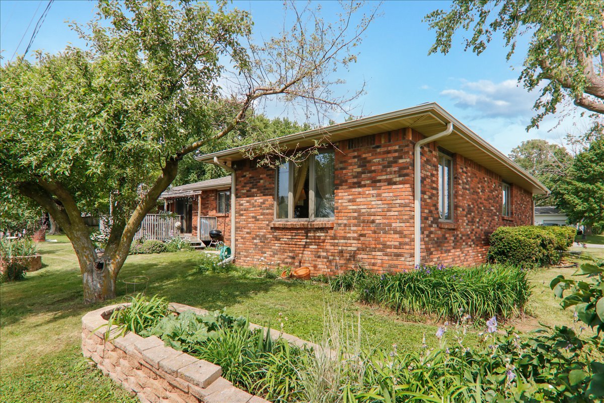 209 N Birch Street, Maroa, IL 61756