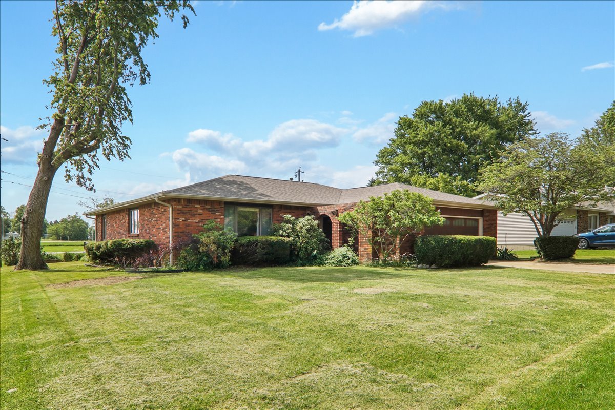 209 N Birch Street, Maroa, IL 61756