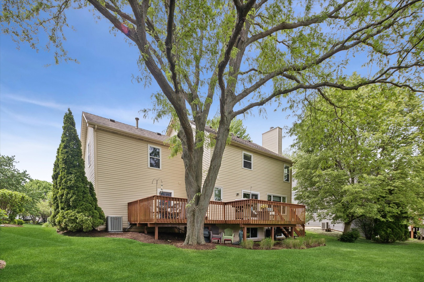 2725 Miller Road, Geneva, IL 60134