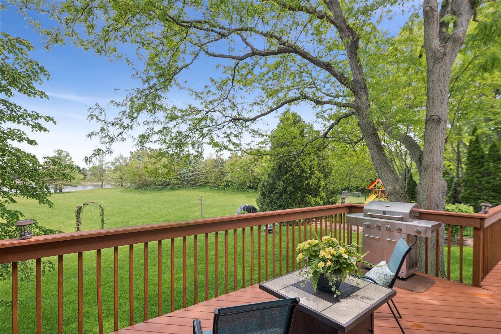 2725 Miller Road, Geneva, IL 60134