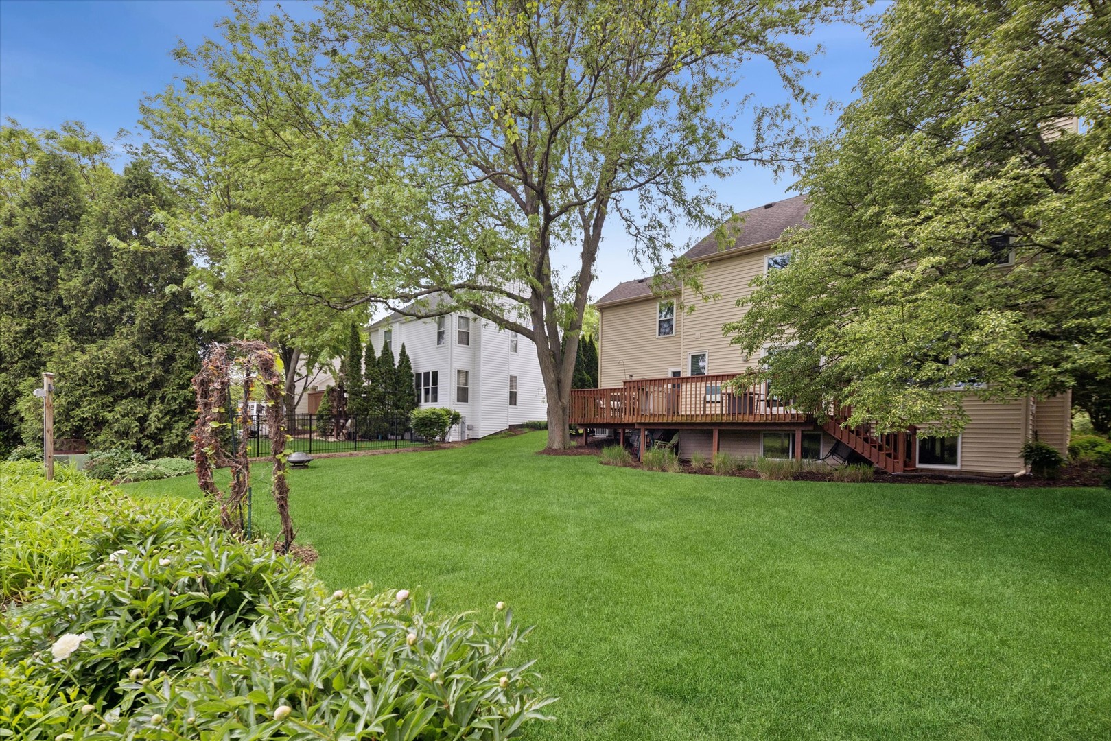 2725 Miller Road, Geneva, IL 60134