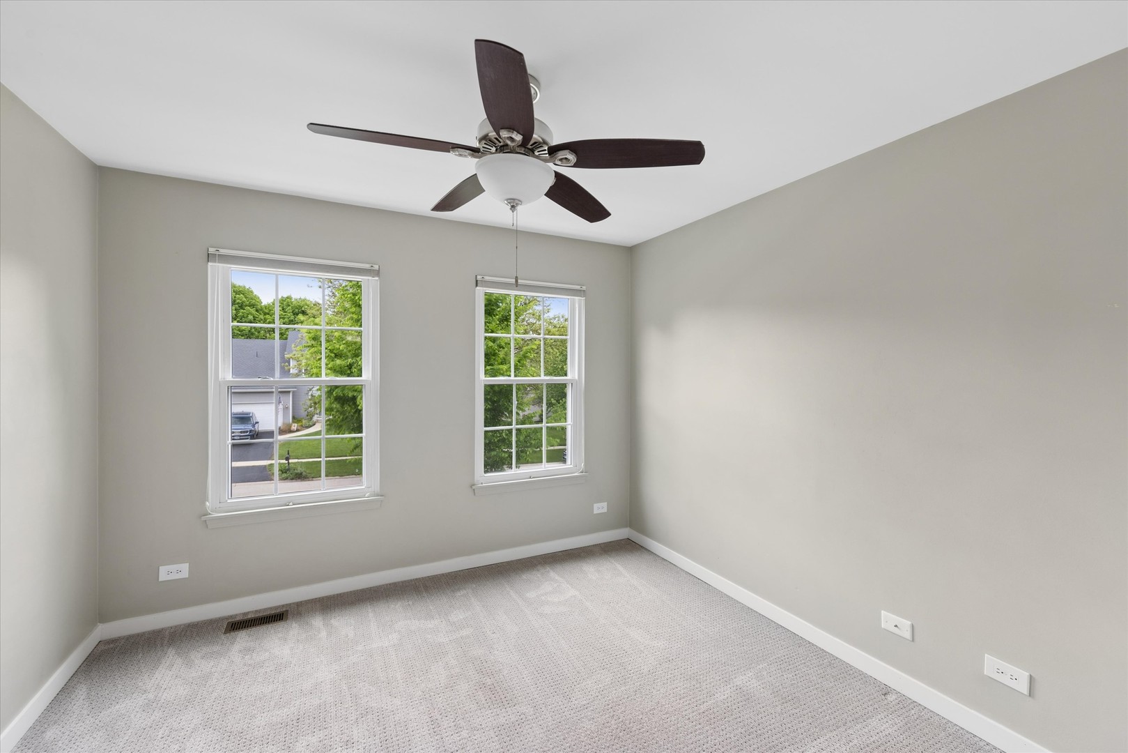 2725 Miller Road, Geneva, IL 60134