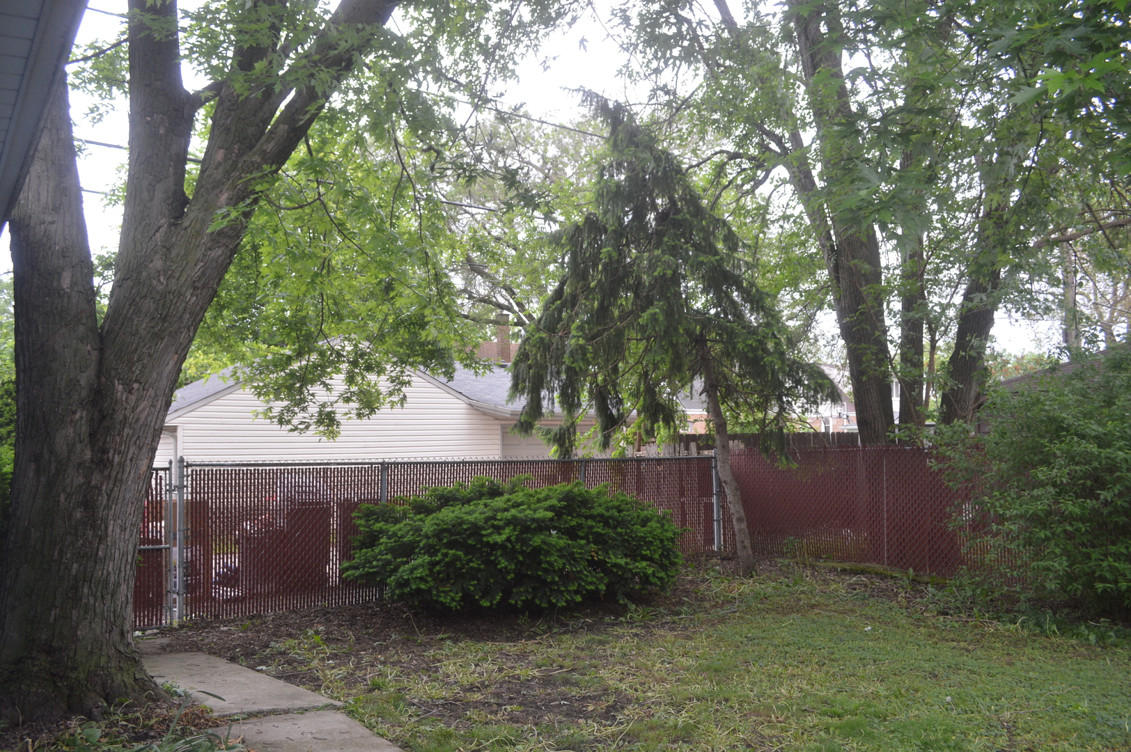 17719 Burnham Avenue, Lansing, IL 60438
