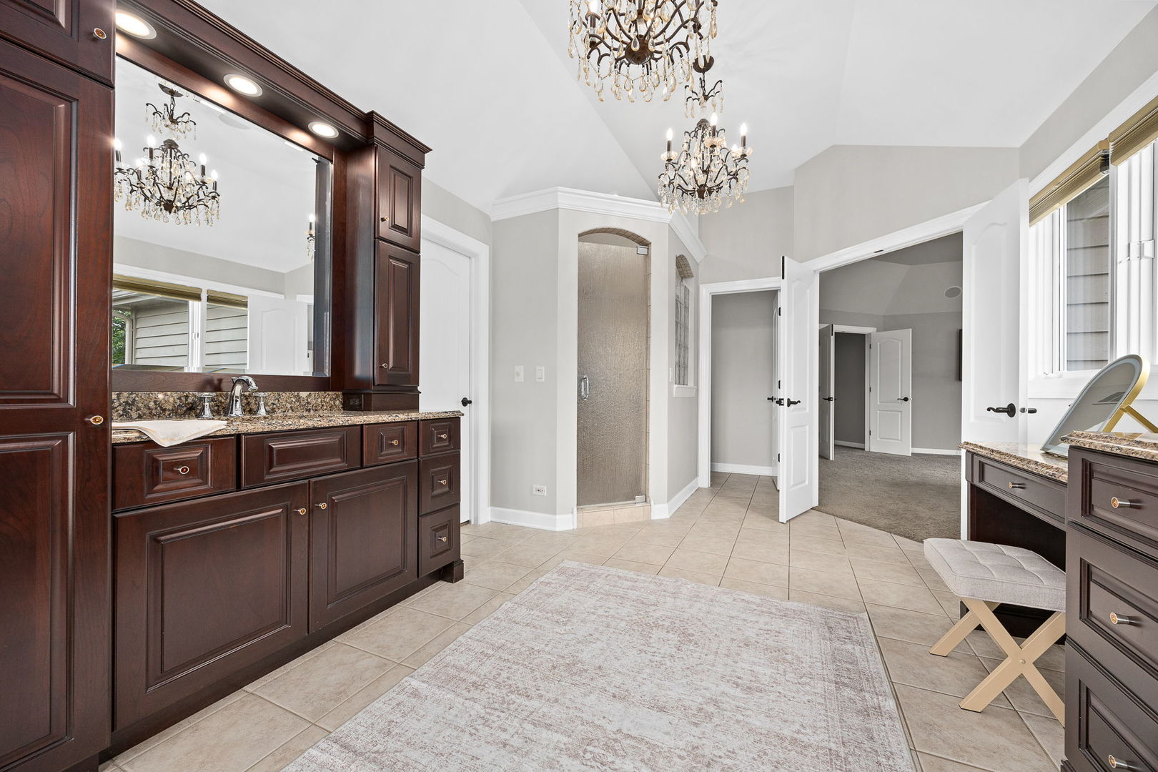 39W514 Bealer Circle, Geneva, IL 60134