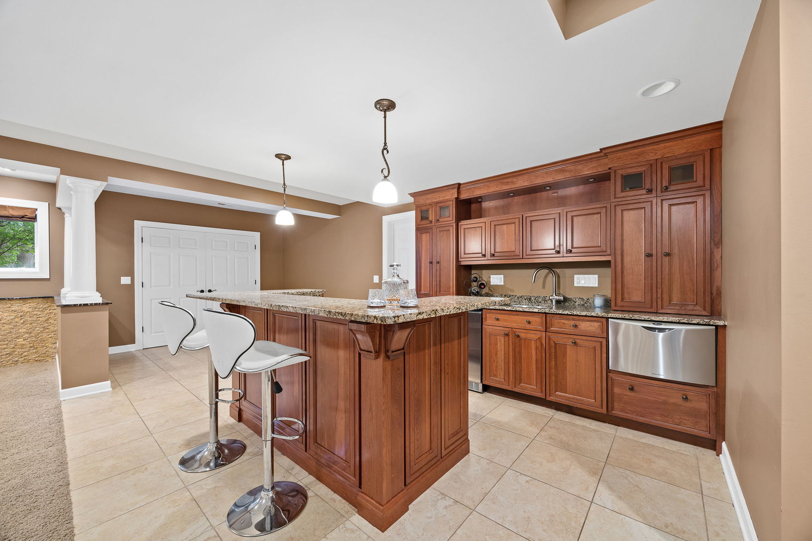 39W514 Bealer Circle, Geneva, IL 60134