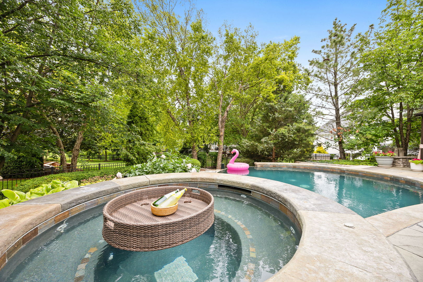 39W514 Bealer Circle, Geneva, IL 60134