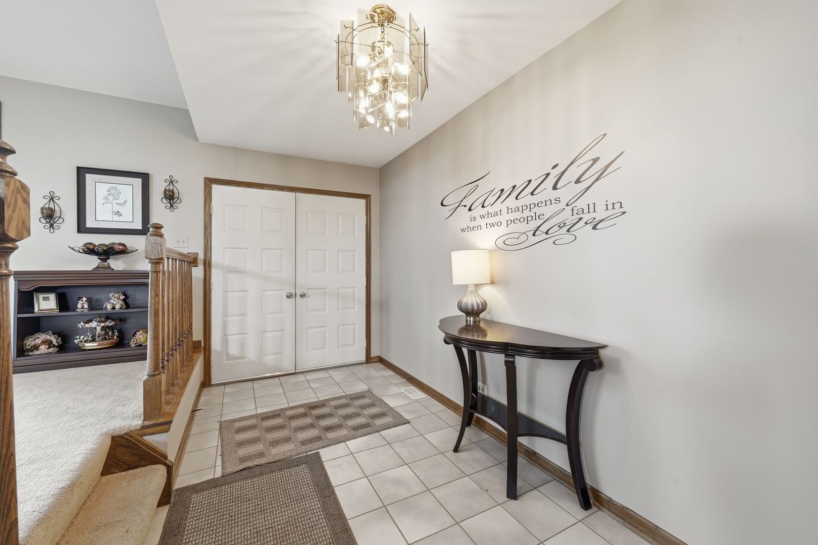 14807 Becky Court, Oak Forest, IL 60452