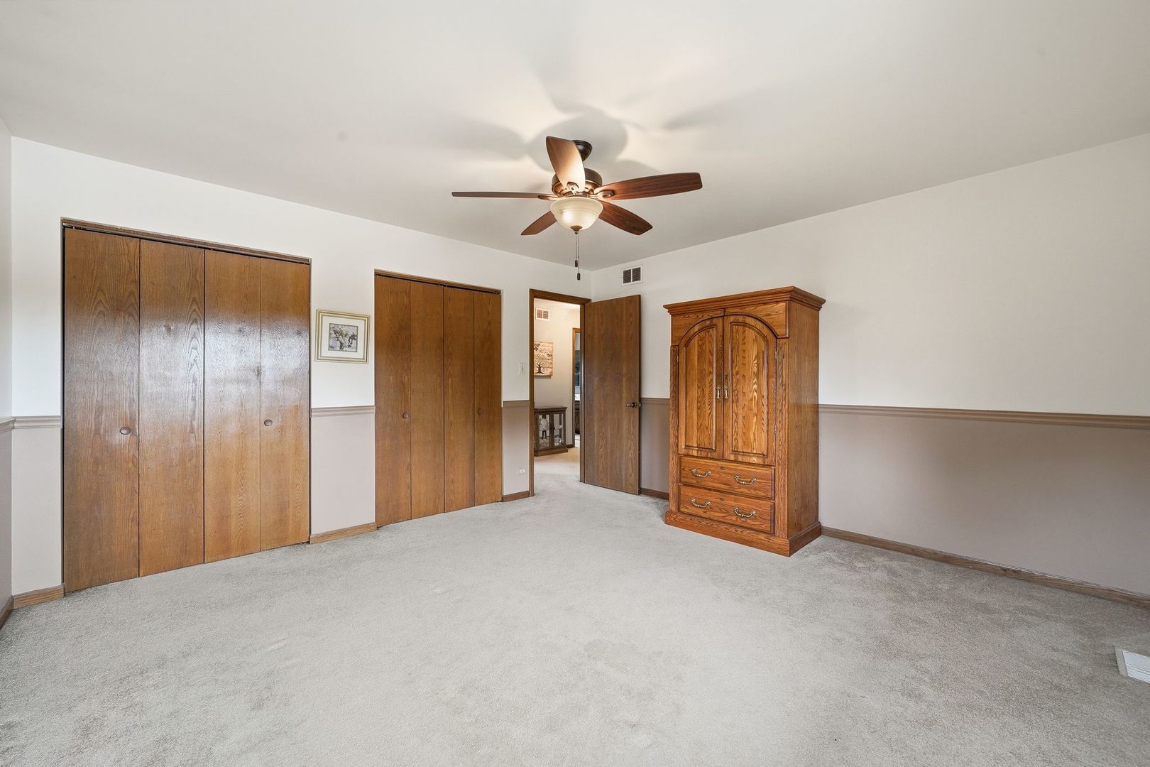 14807 Becky Court, Oak Forest, IL 60452