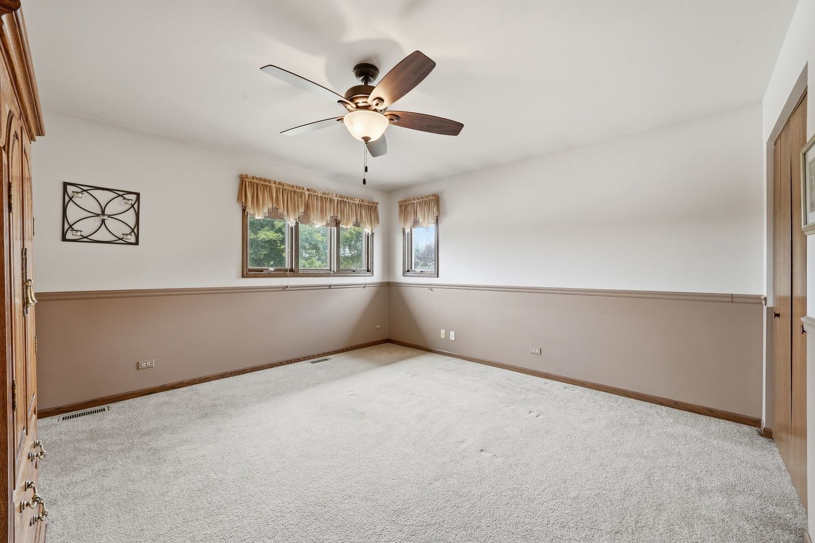 14807 Becky Court, Oak Forest, IL 60452