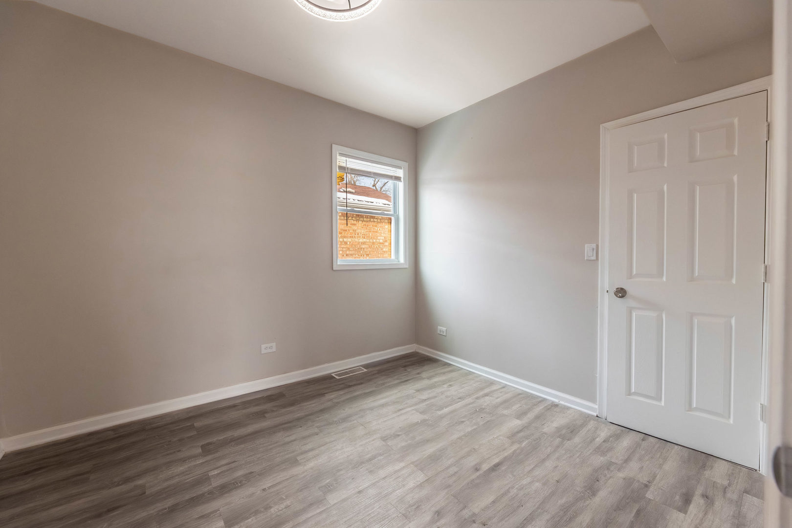 12420 S Emerald Avenue, Chicago, IL 60628
