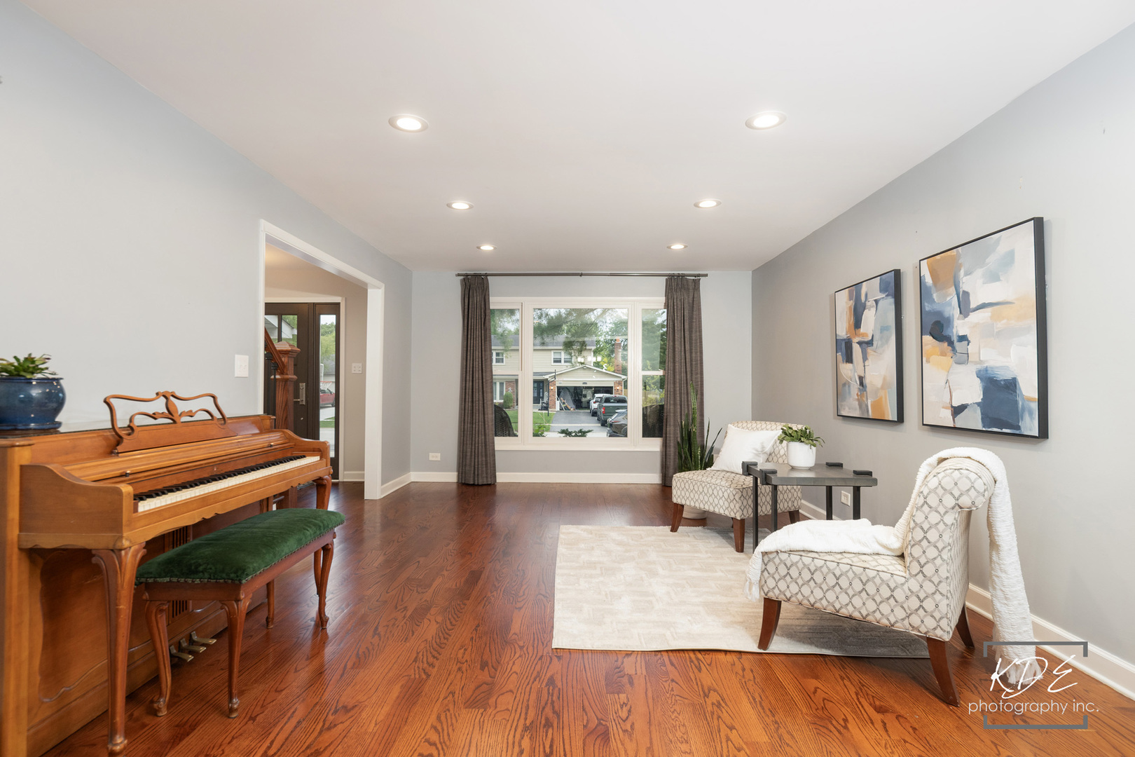 605 Hyde Park Lane, Naperville, IL 60565