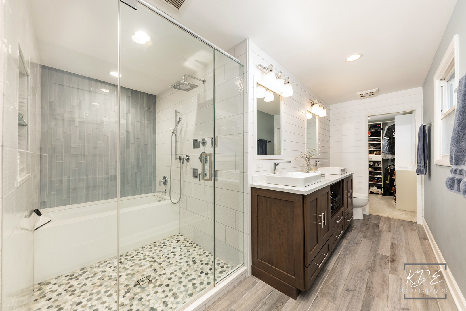 605 Hyde Park Lane, Naperville, IL 60565
