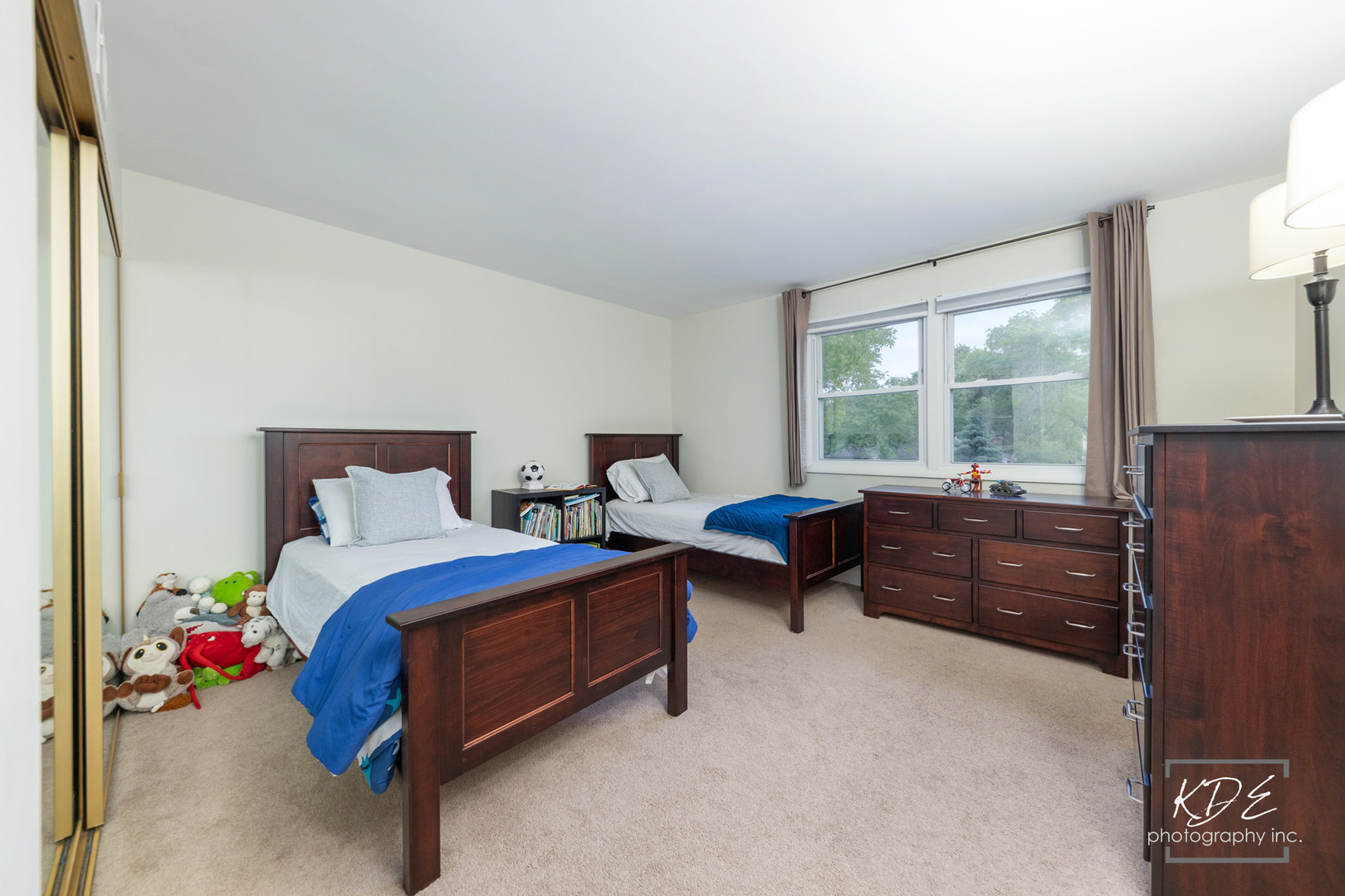 605 Hyde Park Lane, Naperville, IL 60565