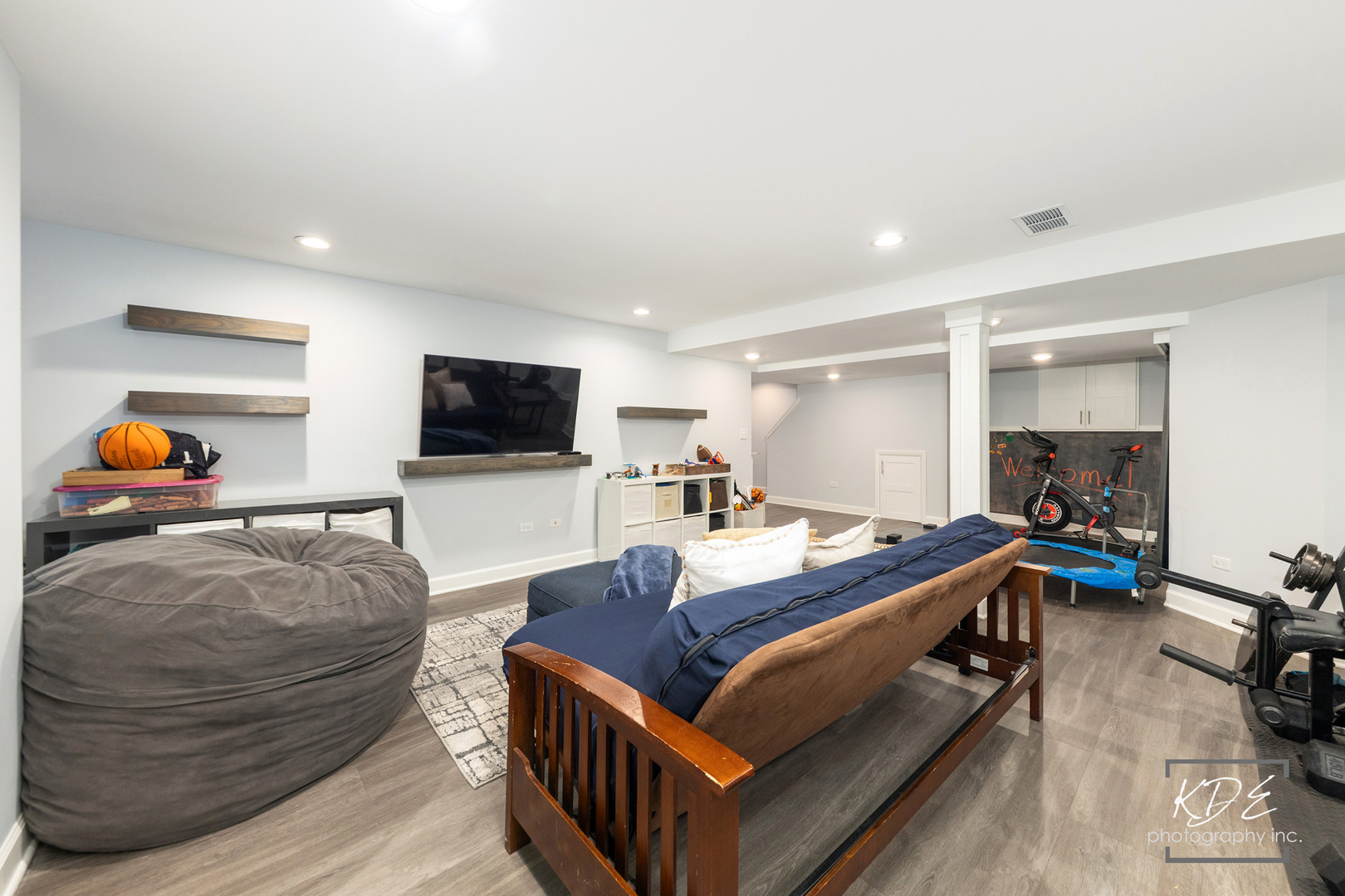 605 Hyde Park Lane, Naperville, IL 60565