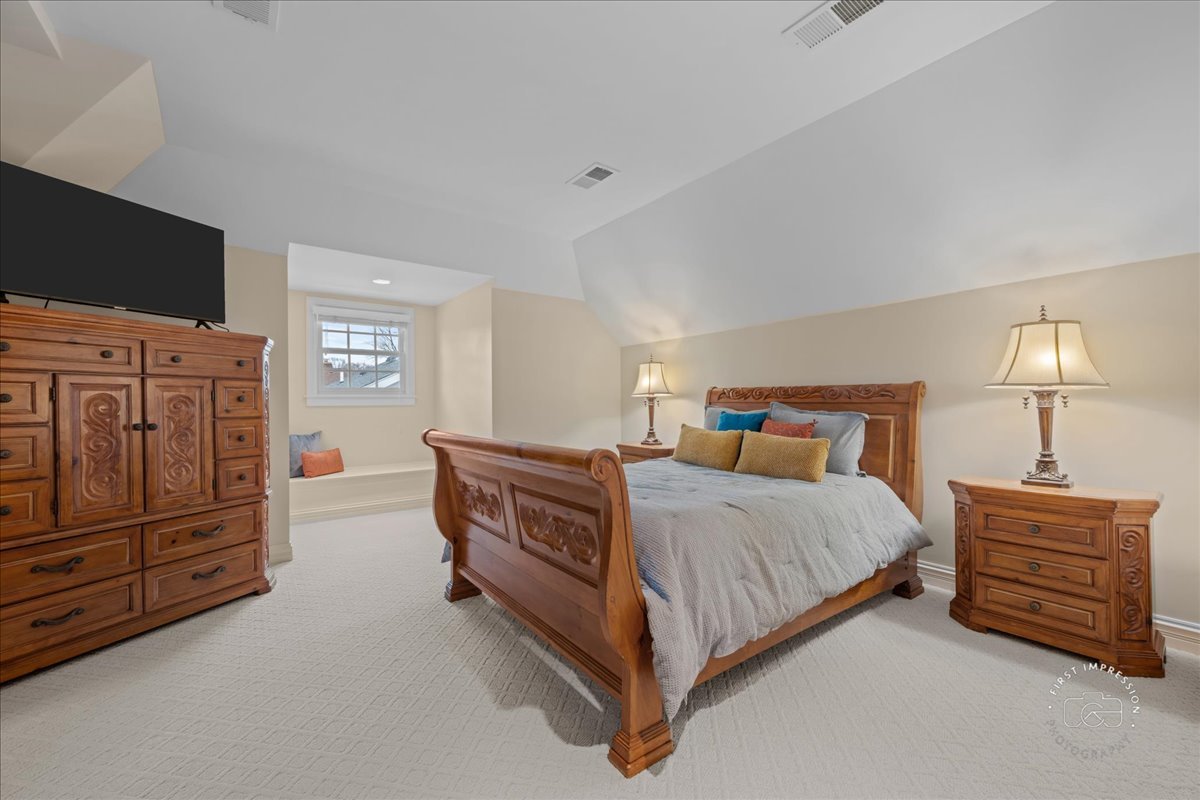 427 S Sleight Street, Naperville, IL 60540