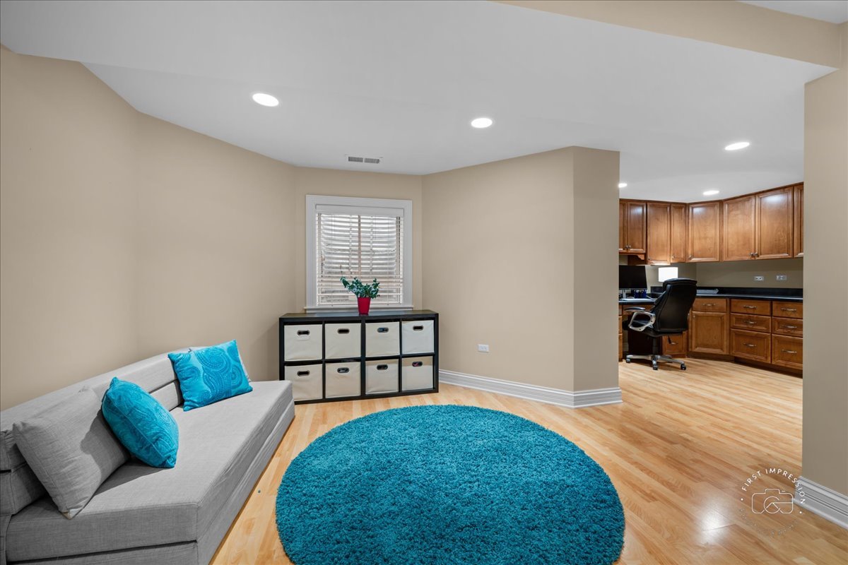 427 S Sleight Street, Naperville, IL 60540