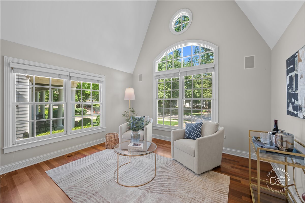 427 S Sleight Street, Naperville, IL 60540