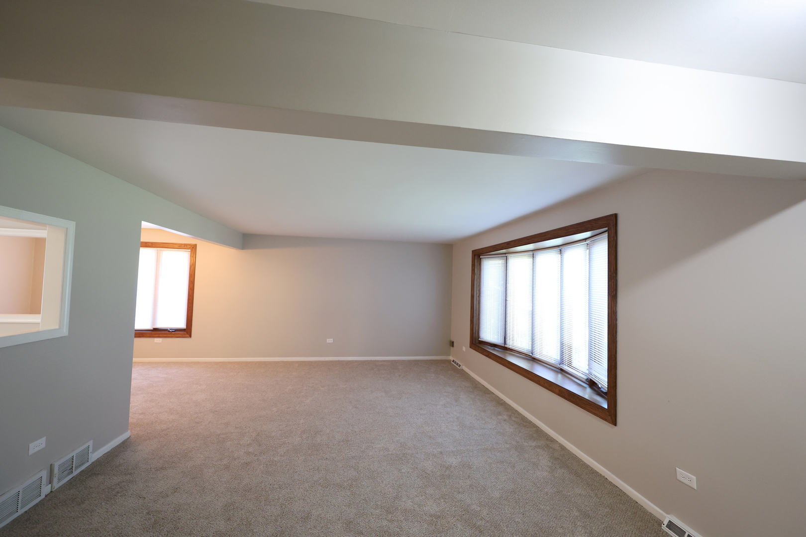 8537 163rd Street, Tinley Park, IL 60487