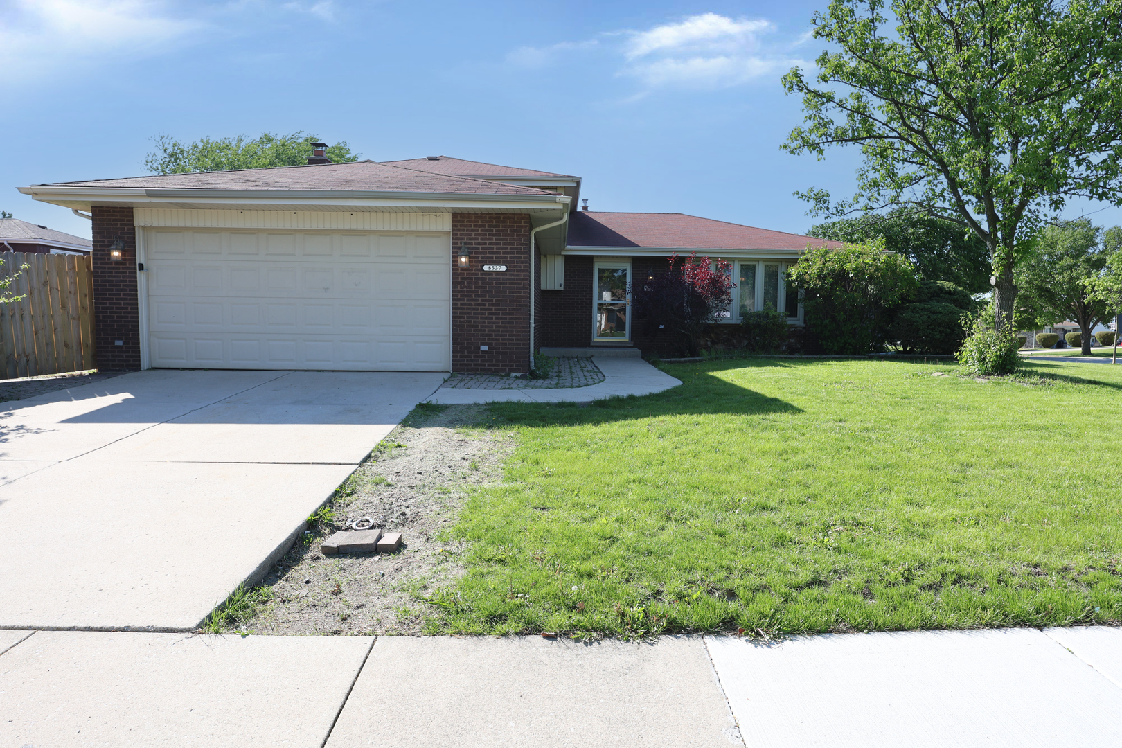 8537 163rd Street, Tinley Park, IL 60487