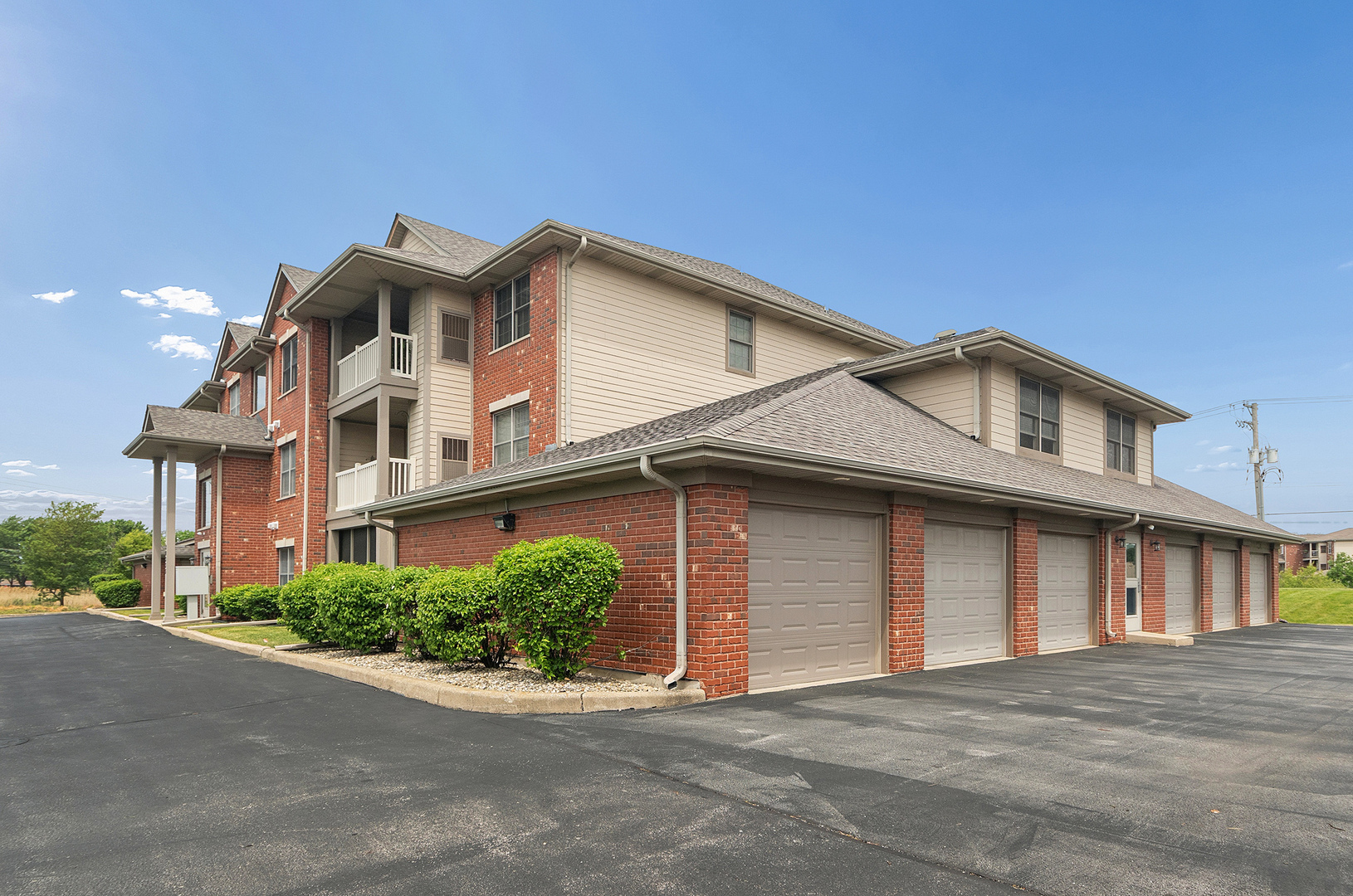20335 S Rainford Drive #1D, Frankfort, IL 60423