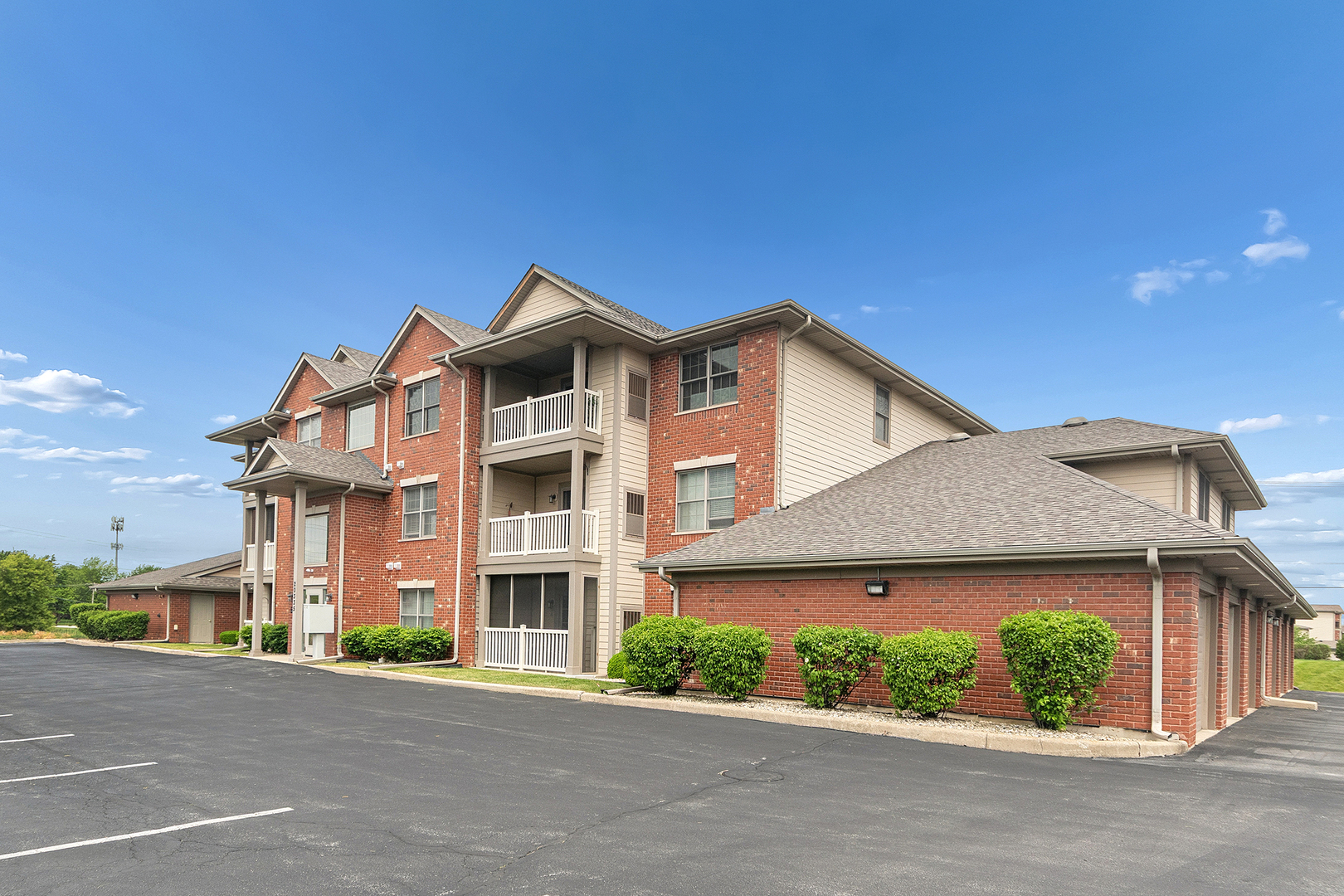 20335 S Rainford Drive #1D, Frankfort, IL 60423