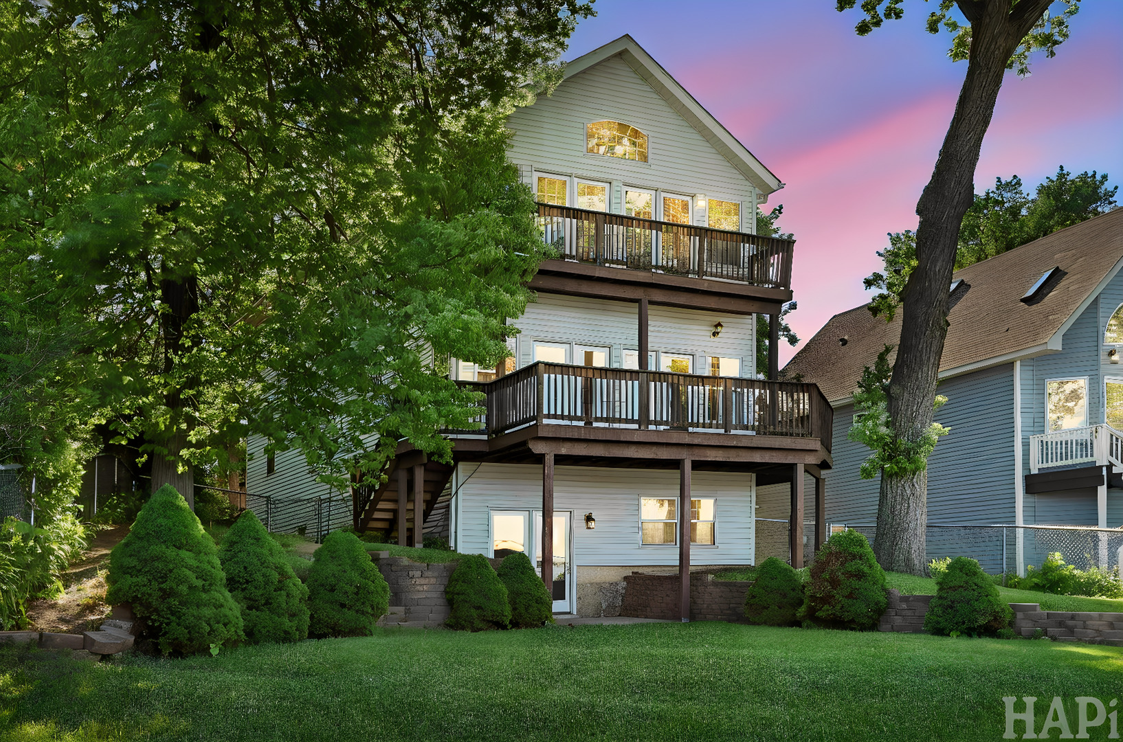 9 Lakeside Lane, Fox Lake, IL 60020
