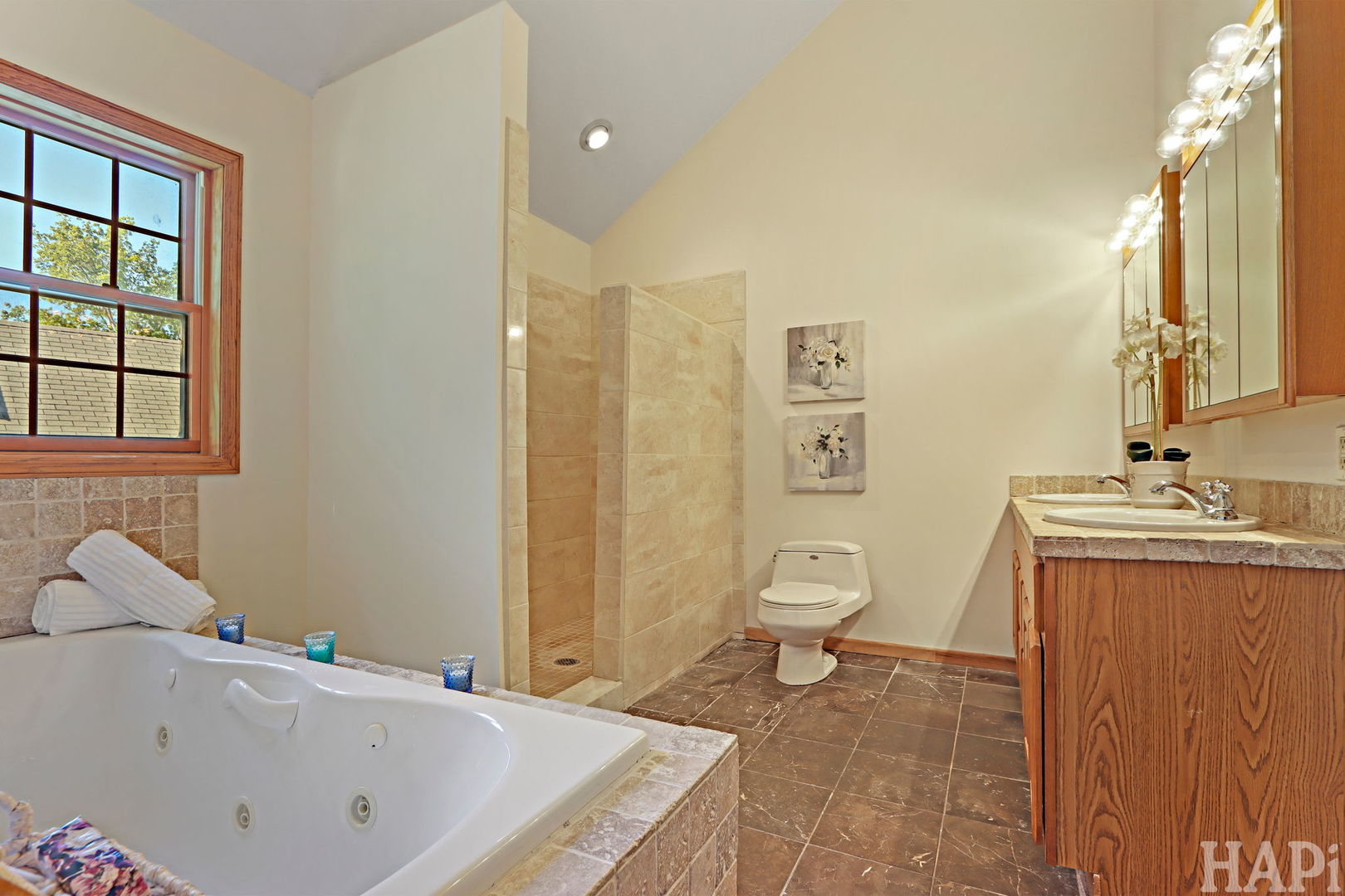 9 Lakeside Lane, Fox Lake, IL 60020
